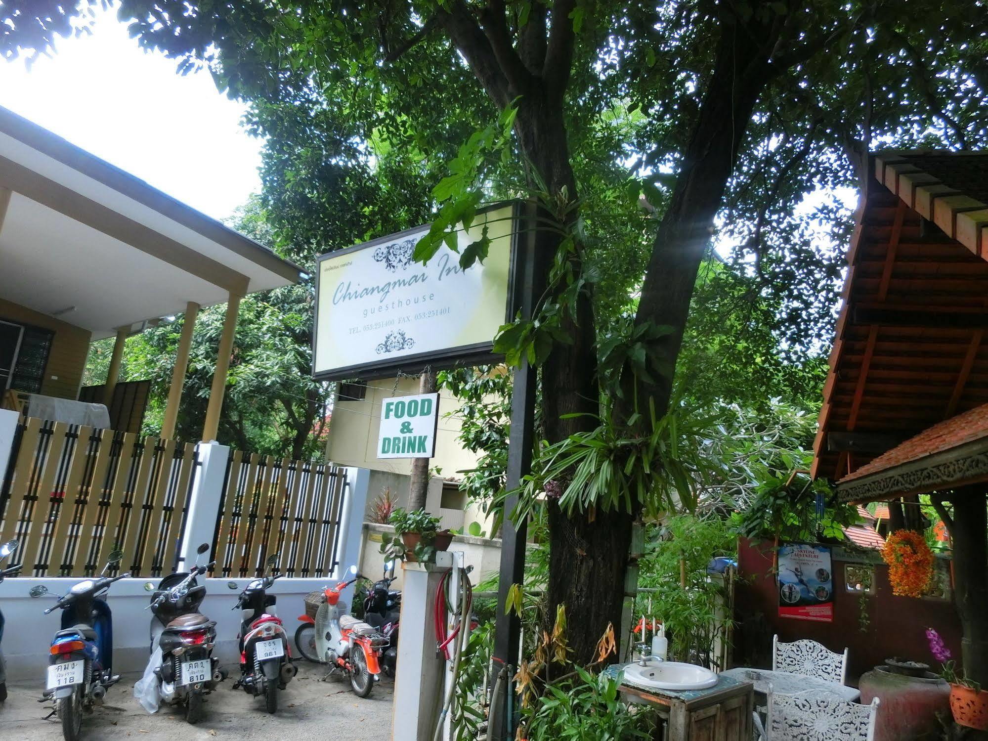 Chiangmai Inn Guesthouse Чіангмай Екстер'єр фото